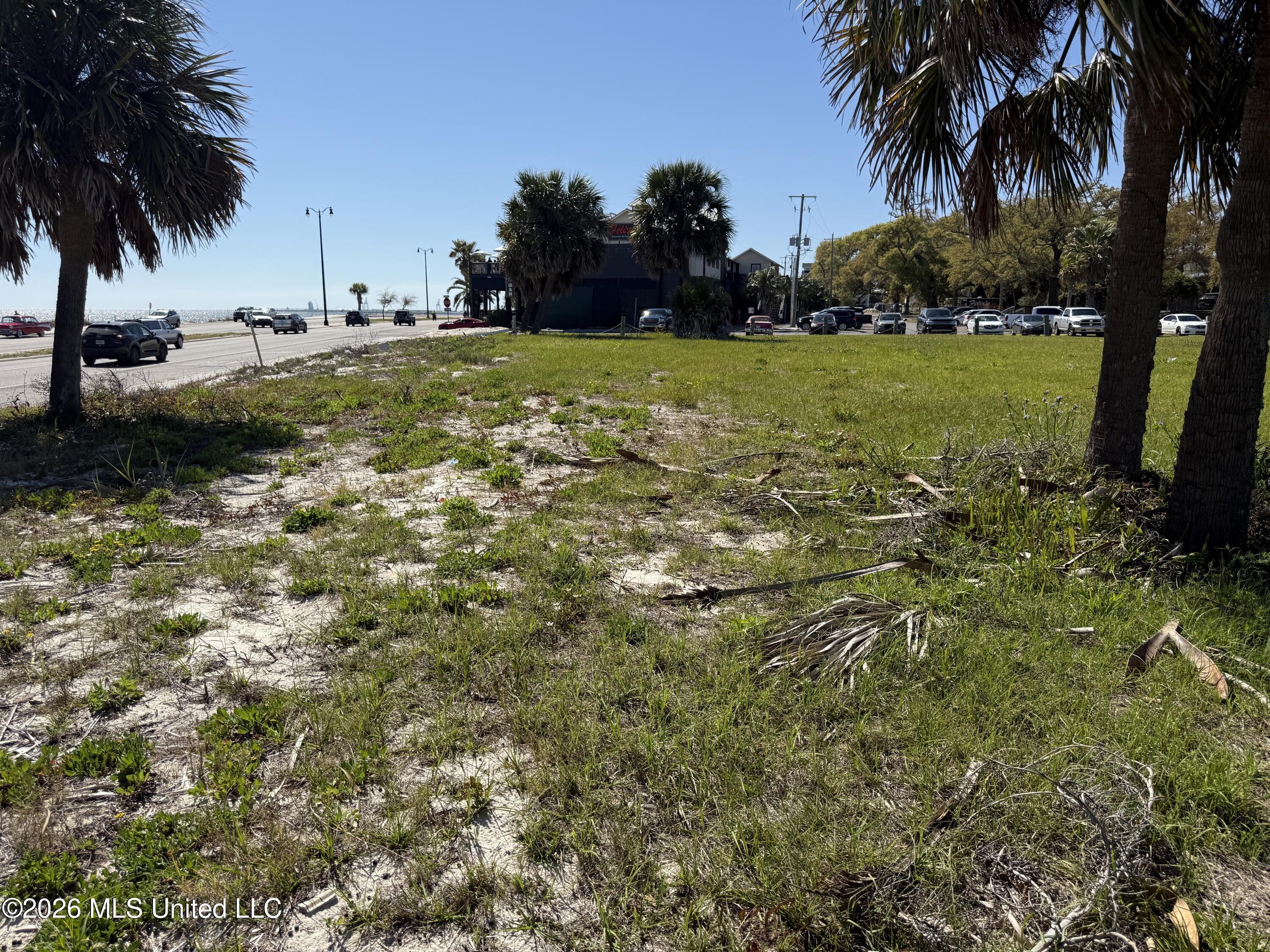 960 Beach Drive Property Photo 8