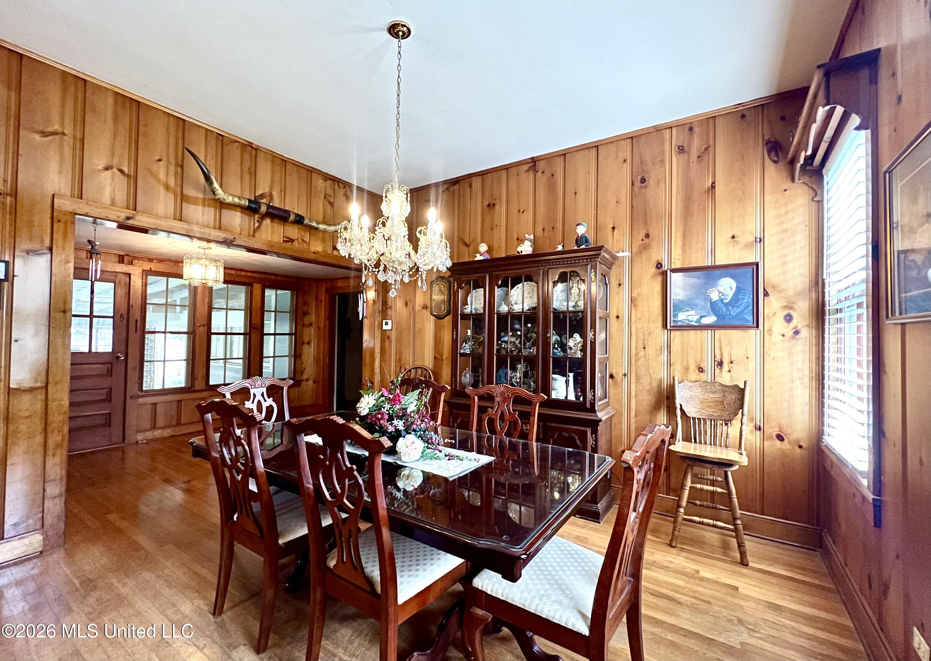 429 N. Old Jackson Road Property Photo 6