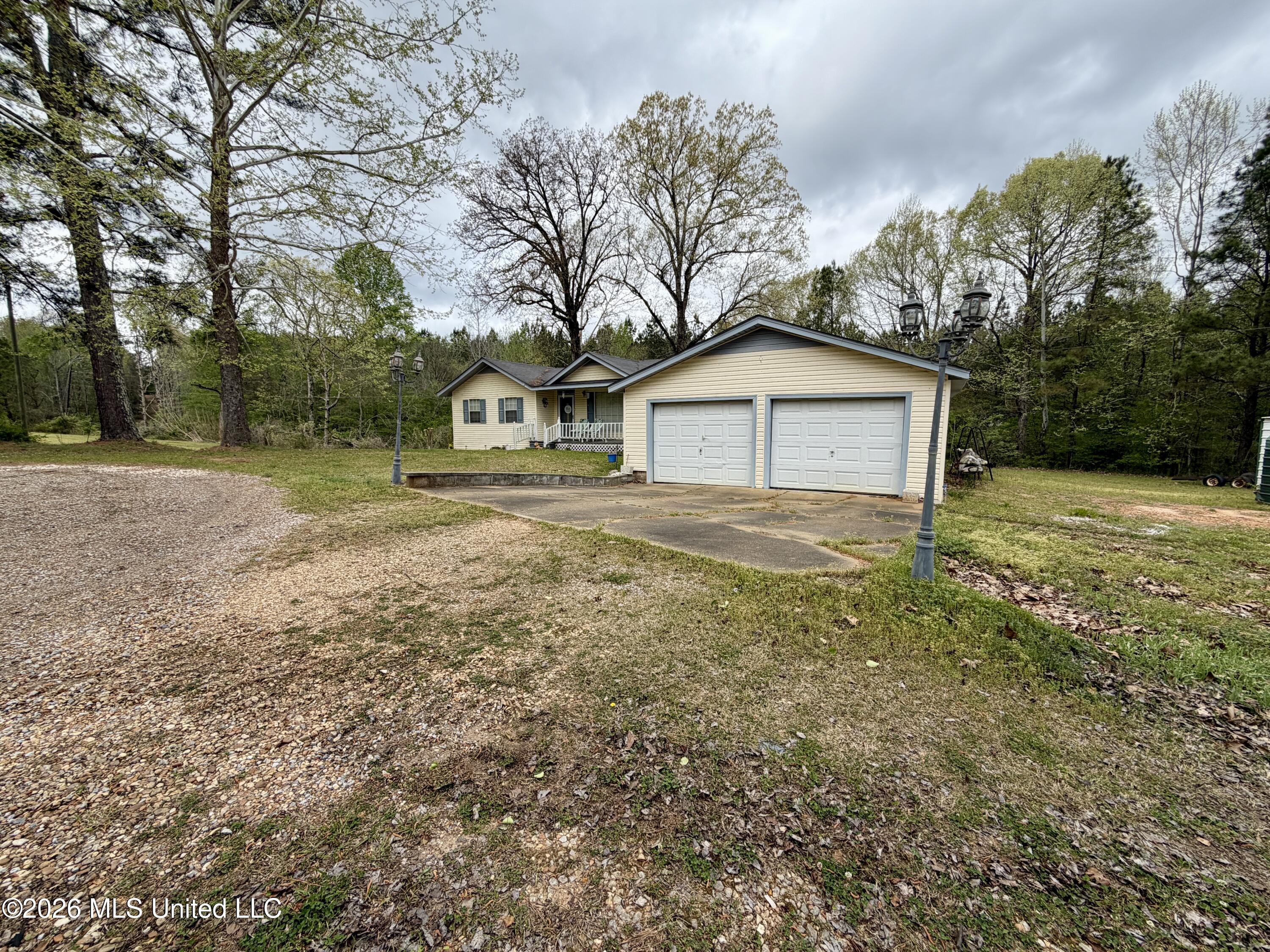 1861 Highway 25 Property Photo 2