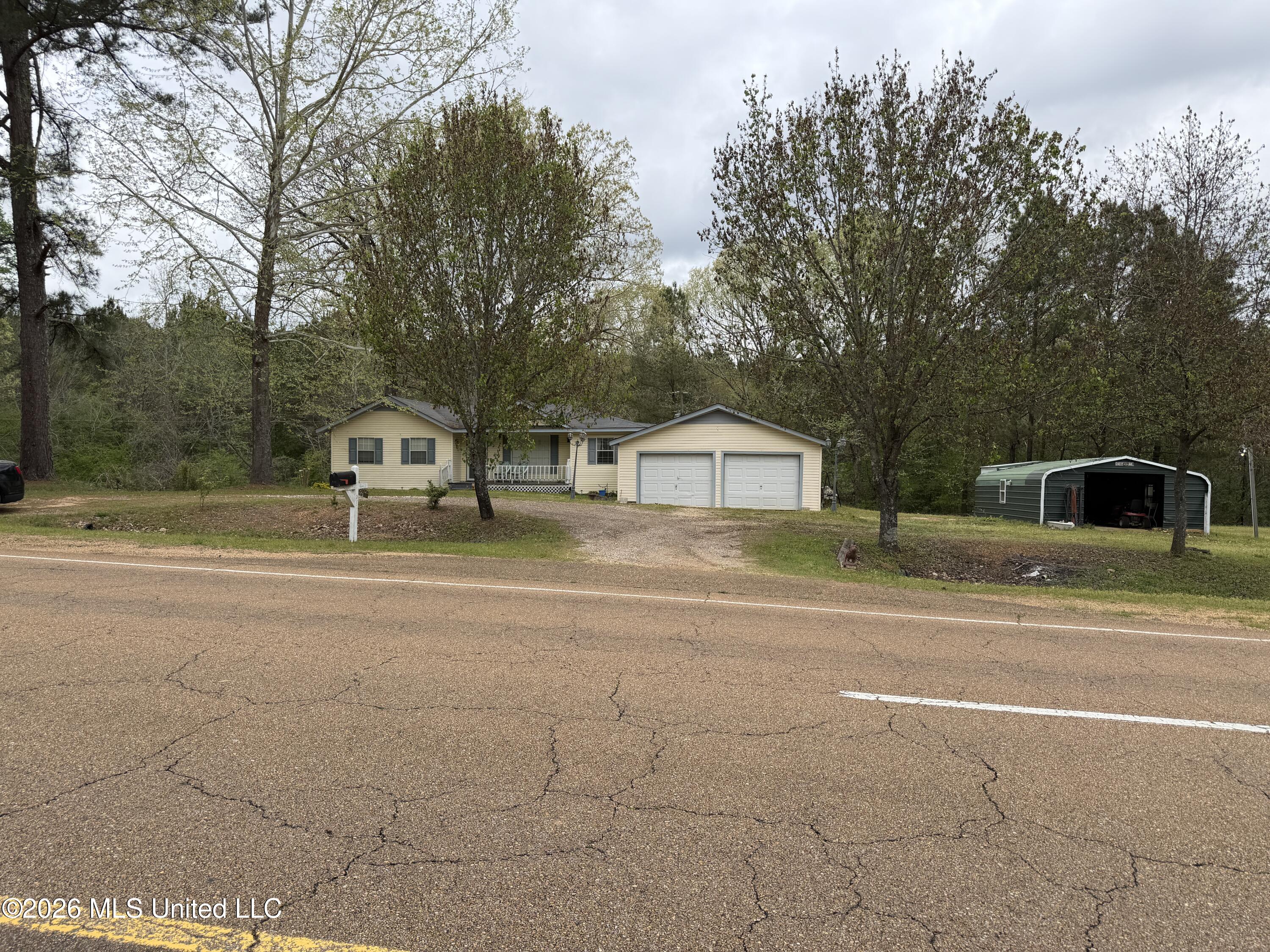 1861 Highway 25 Property Photo 7