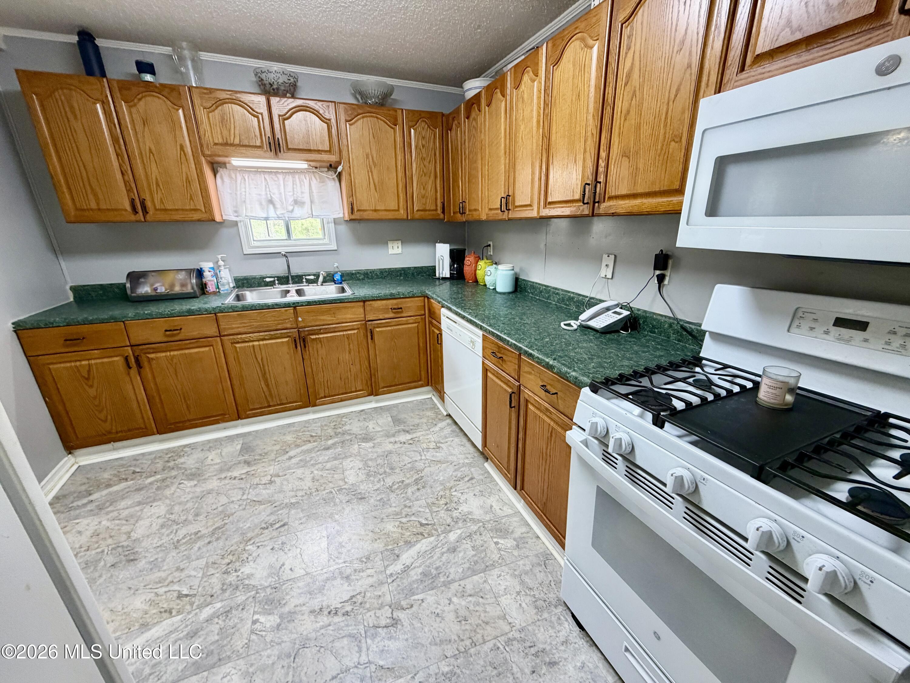1861 Highway 25 Property Photo 19