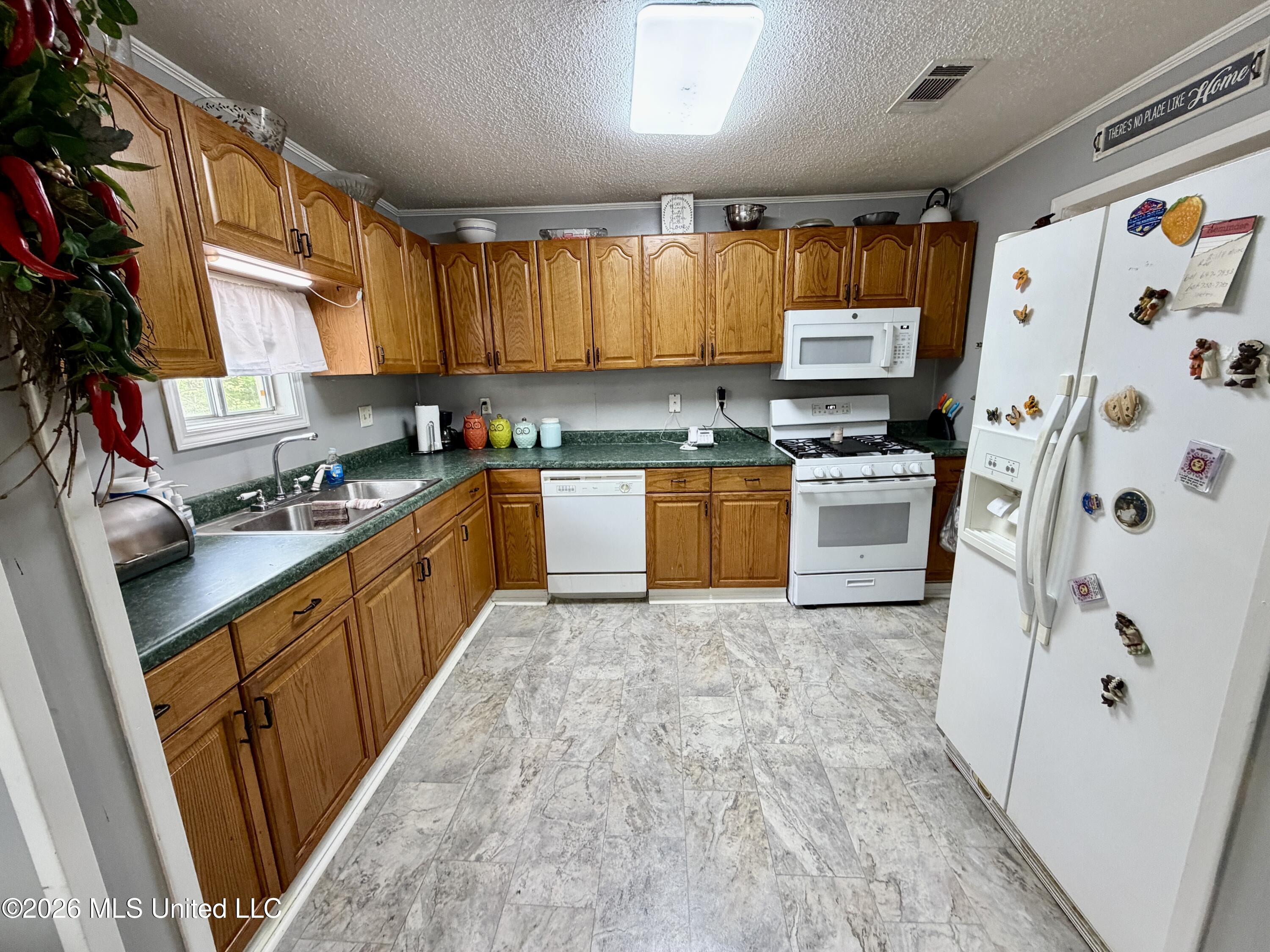 1861 Highway 25 Property Photo 20
