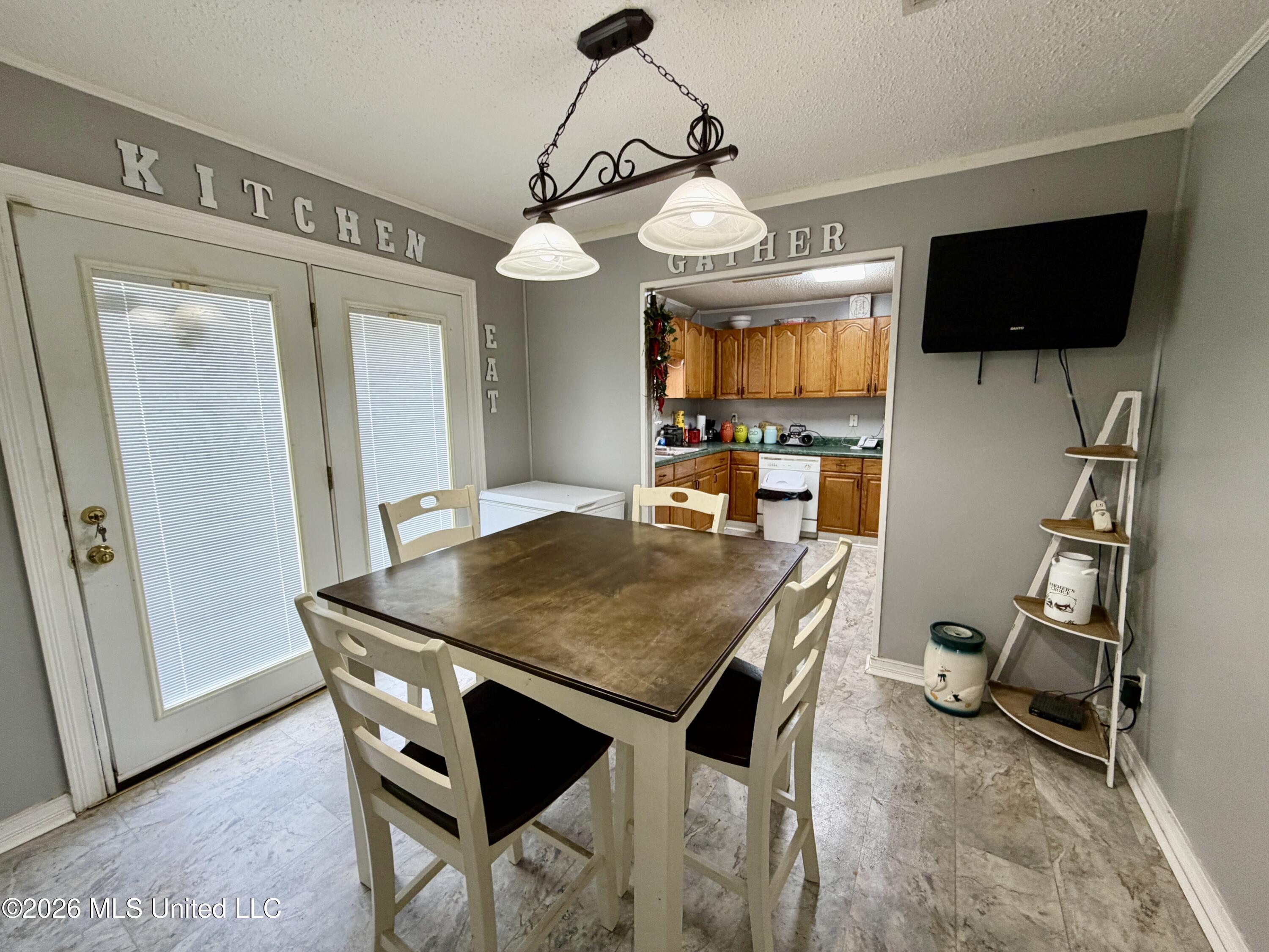 1861 Highway 25 Property Photo 23