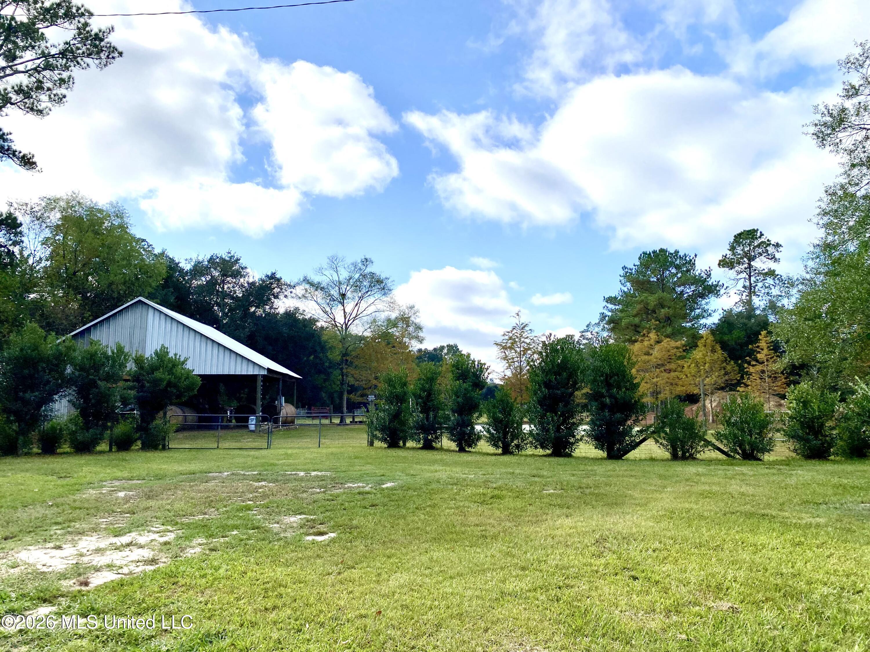 149 Grover Barrett Road Property Photo 16