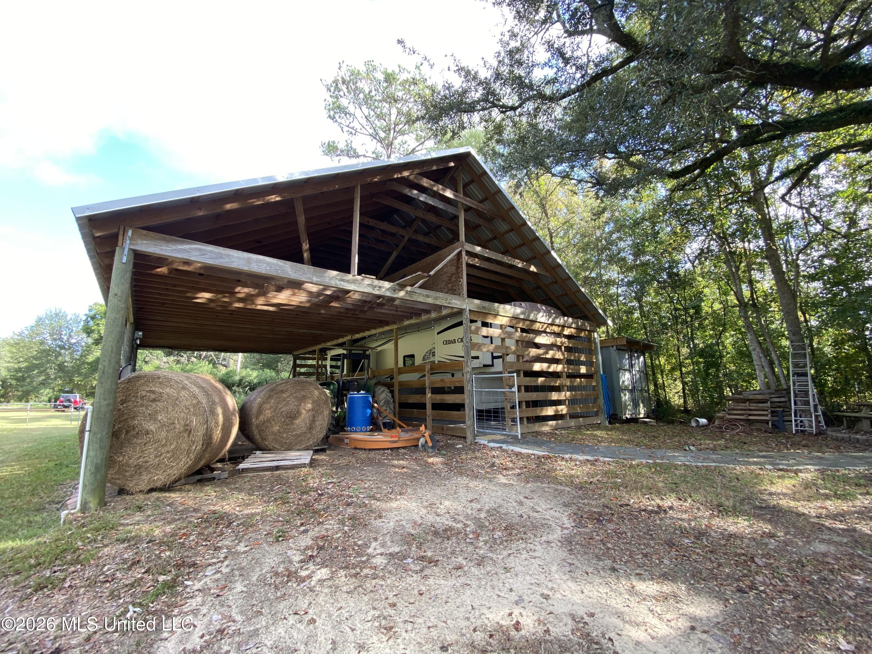 149 Grover Barrett Road Property Photo 18