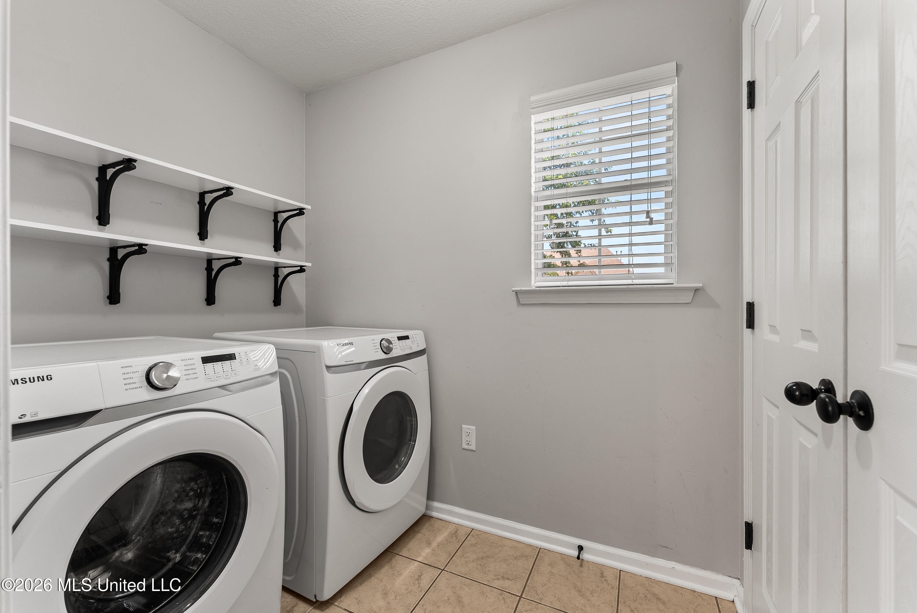 2663 Russum Drive Property Photo 8