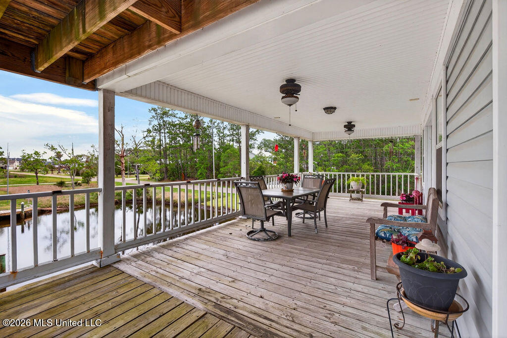 10199 Whale Avenue Property Photo 10