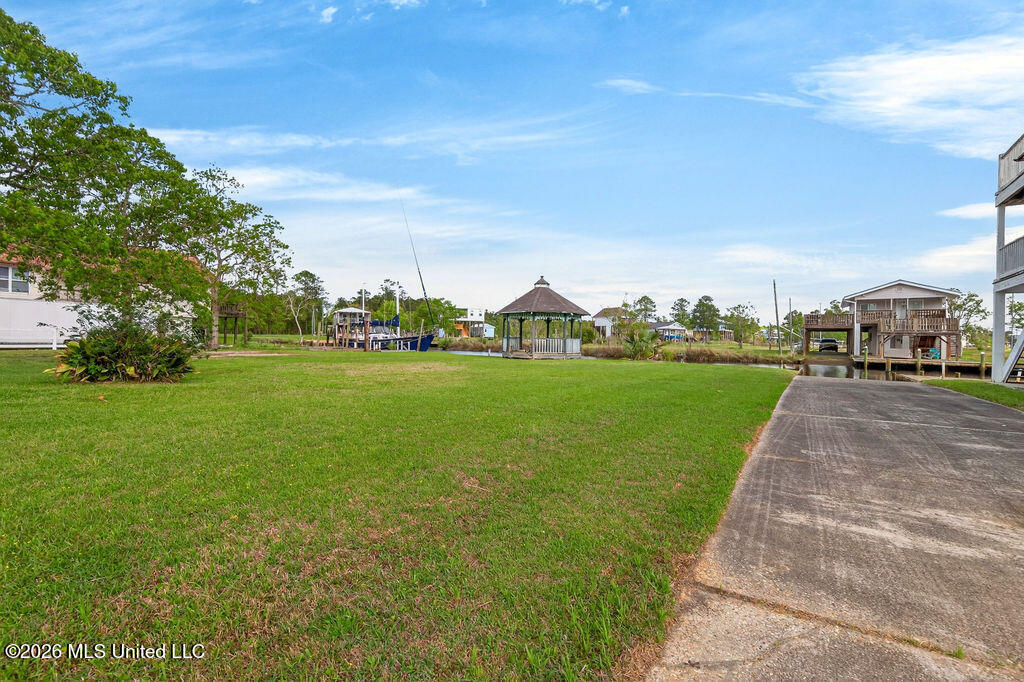10199 Whale Avenue Property Photo 43