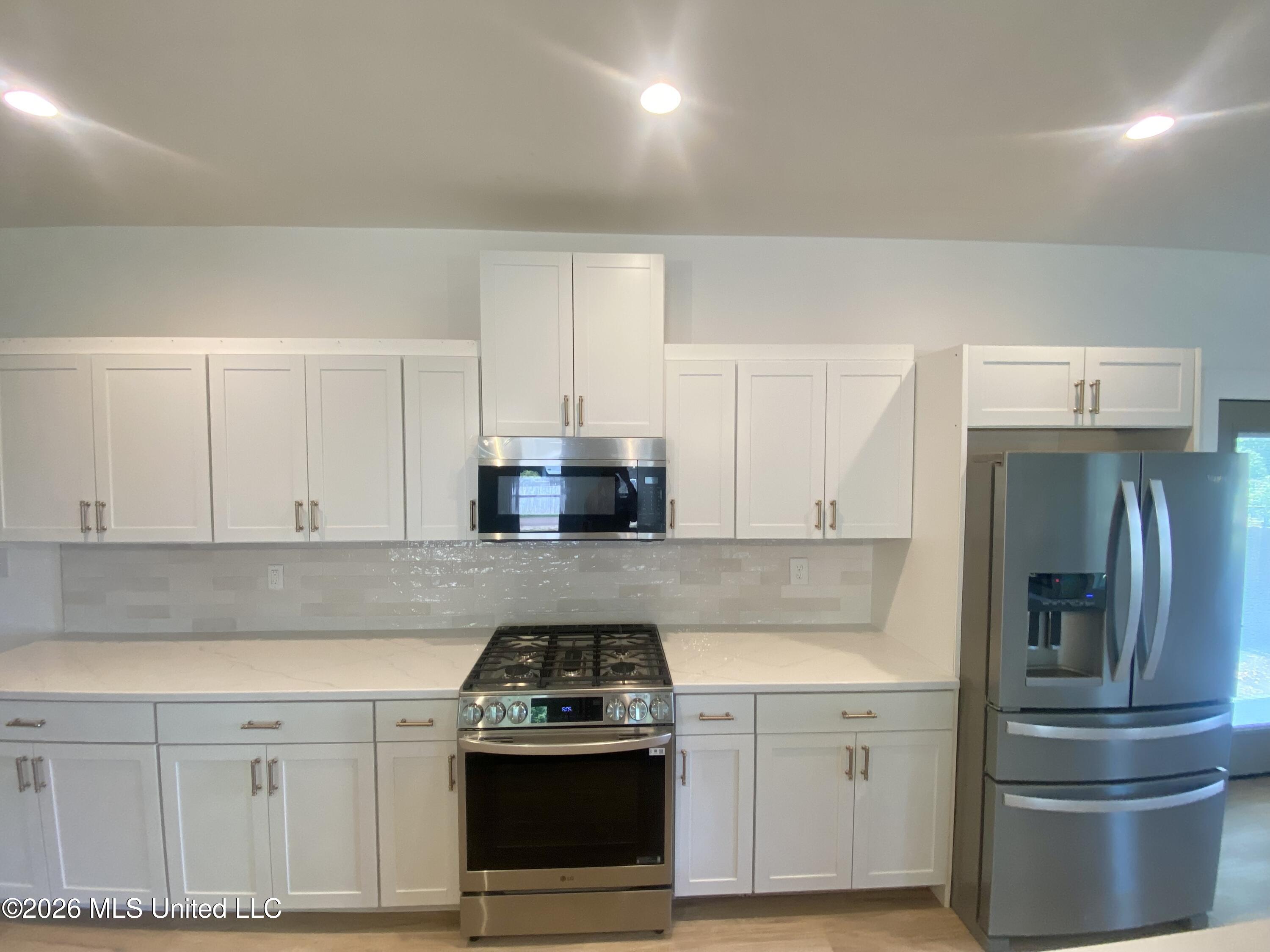 100 Lamar Street Property Photo 5