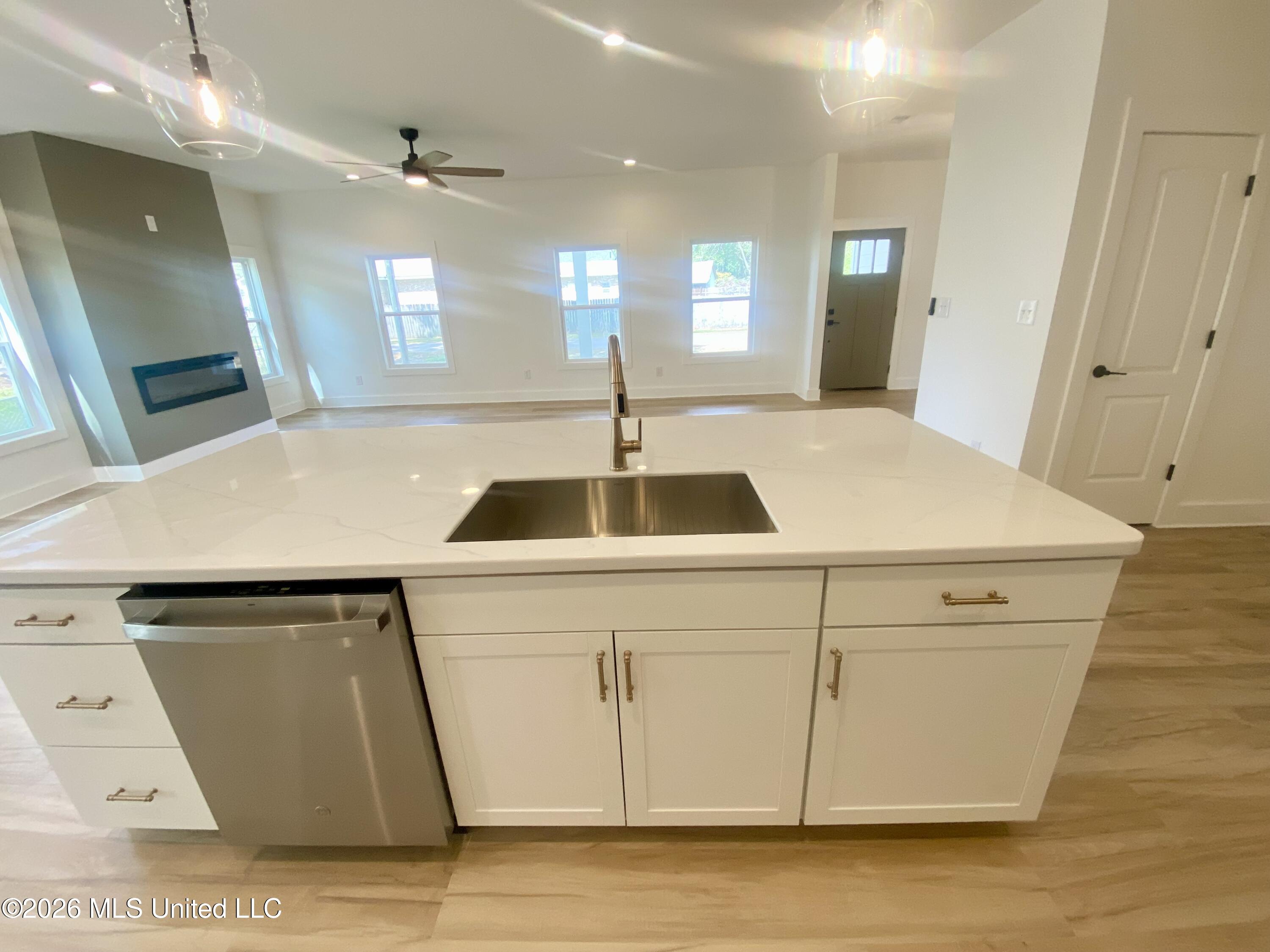 100 Lamar Street Property Photo 12