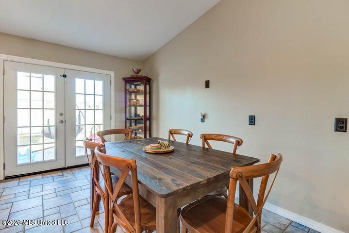 7079 Menge Avenue Property Photo 10