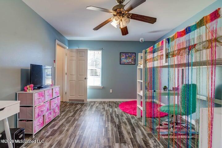7079 Menge Avenue Property Photo 25