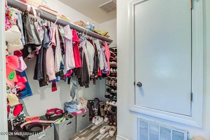 7079 Menge Avenue Property Photo 27
