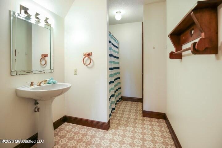 2655 S Highway 43 Property Photo 60