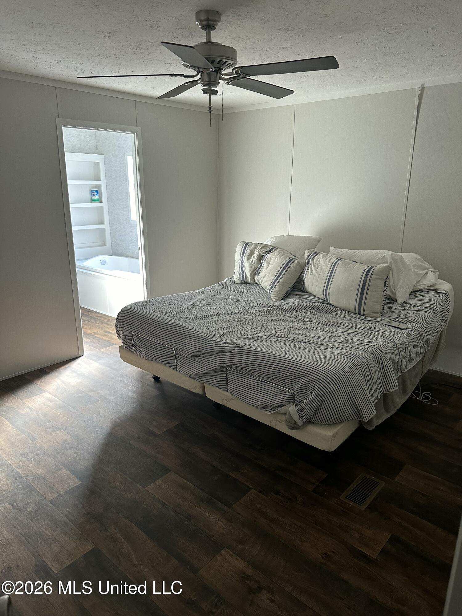 3194 James Road Property Photo 14