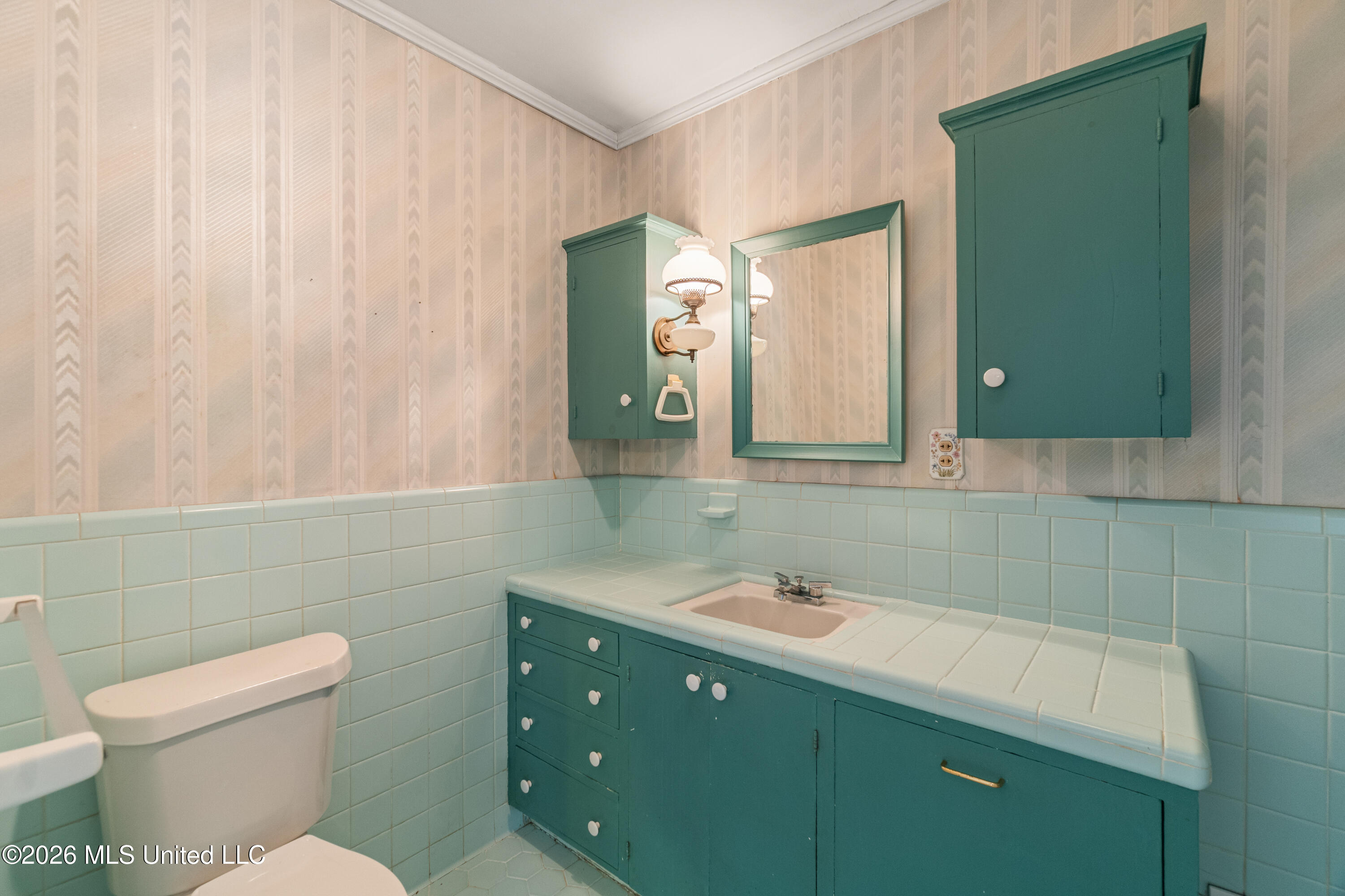 2 Village Lane Property Photo 16