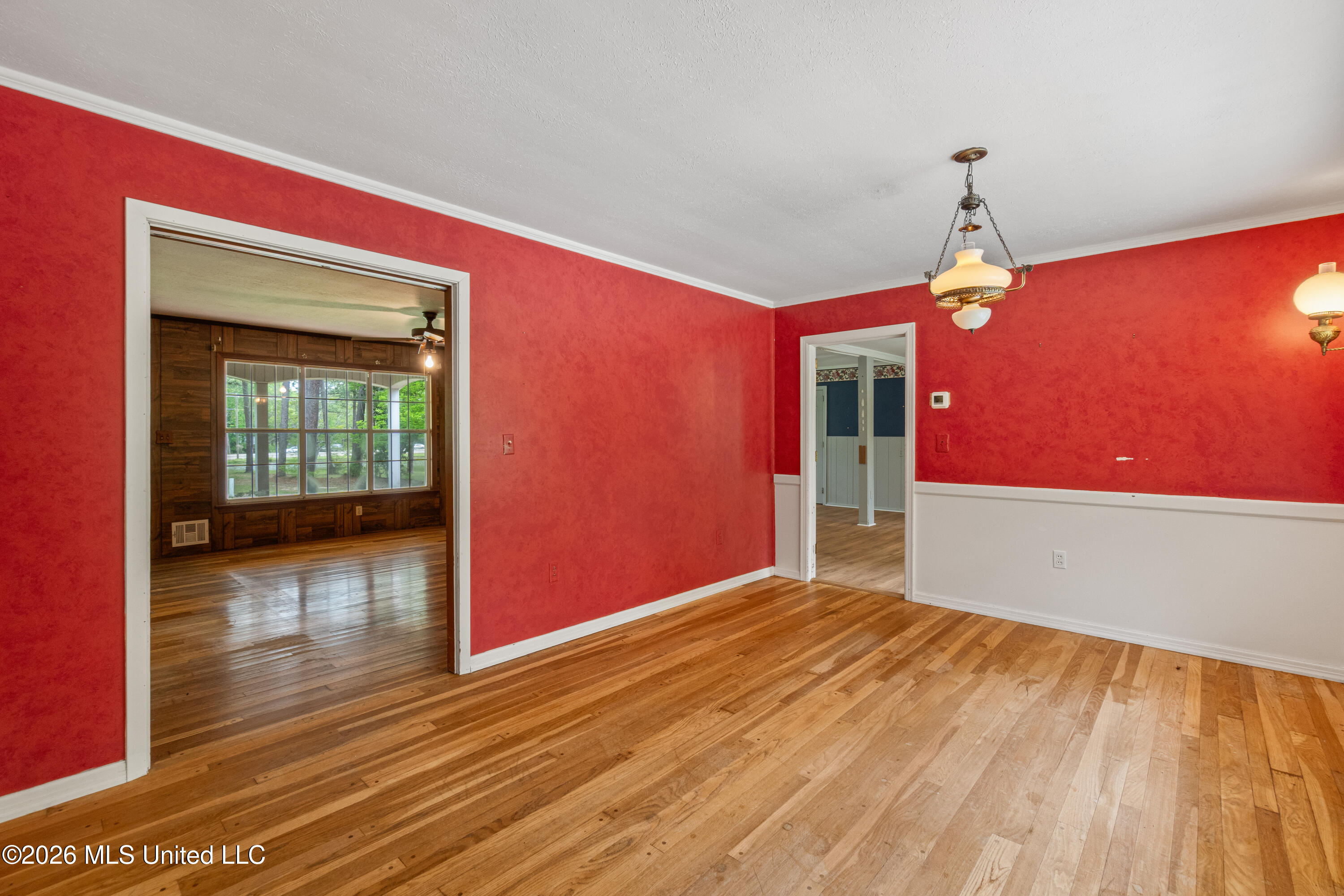 2 Village Lane Property Photo 18