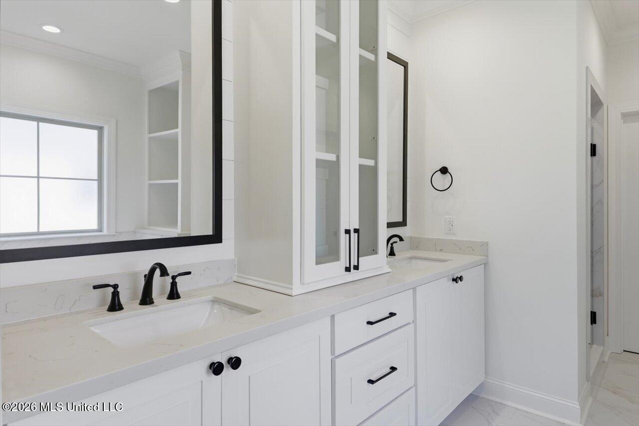 725 Celadon Street Property Photo 22