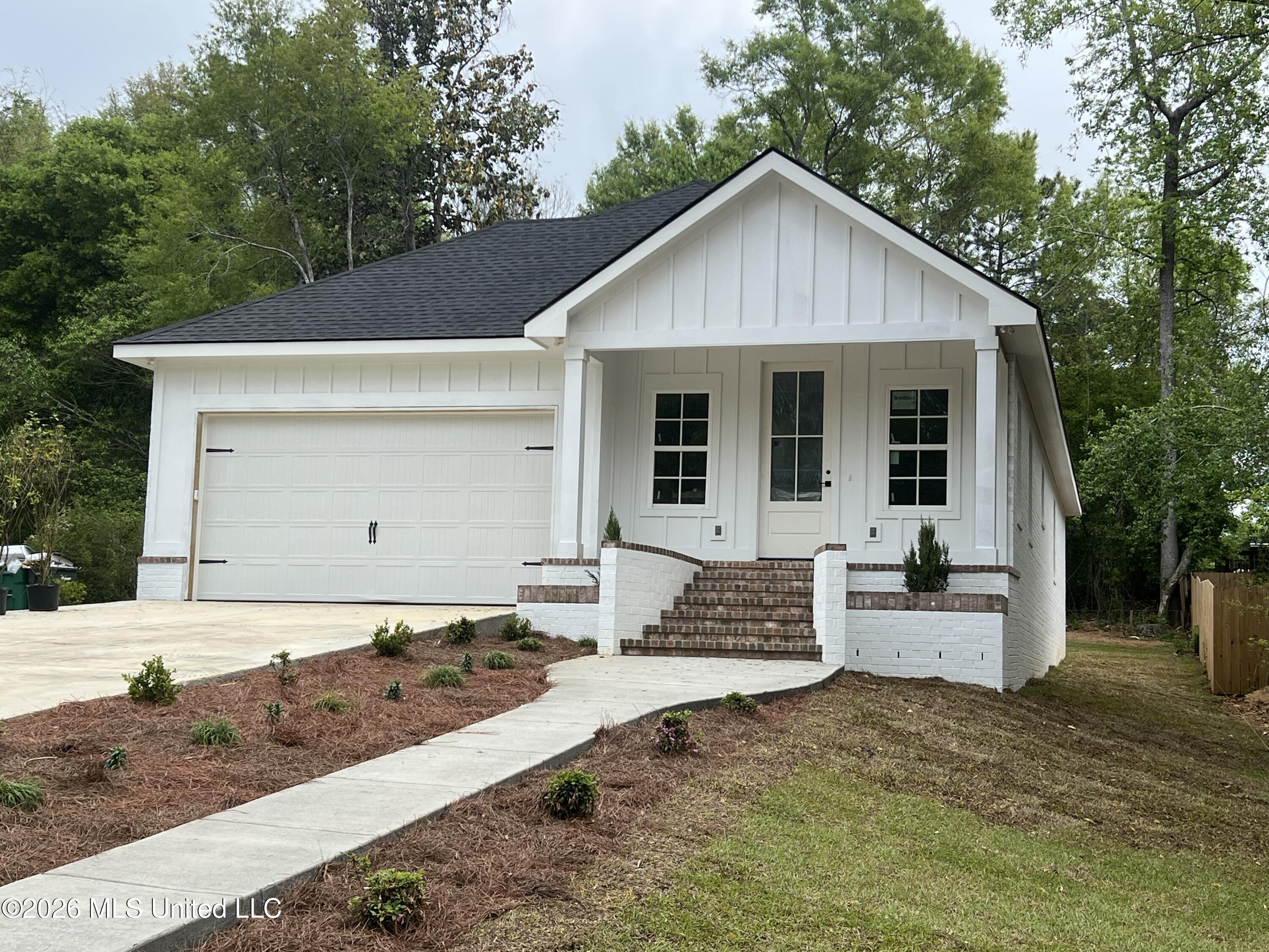 952 Kale Street Property Photo 1