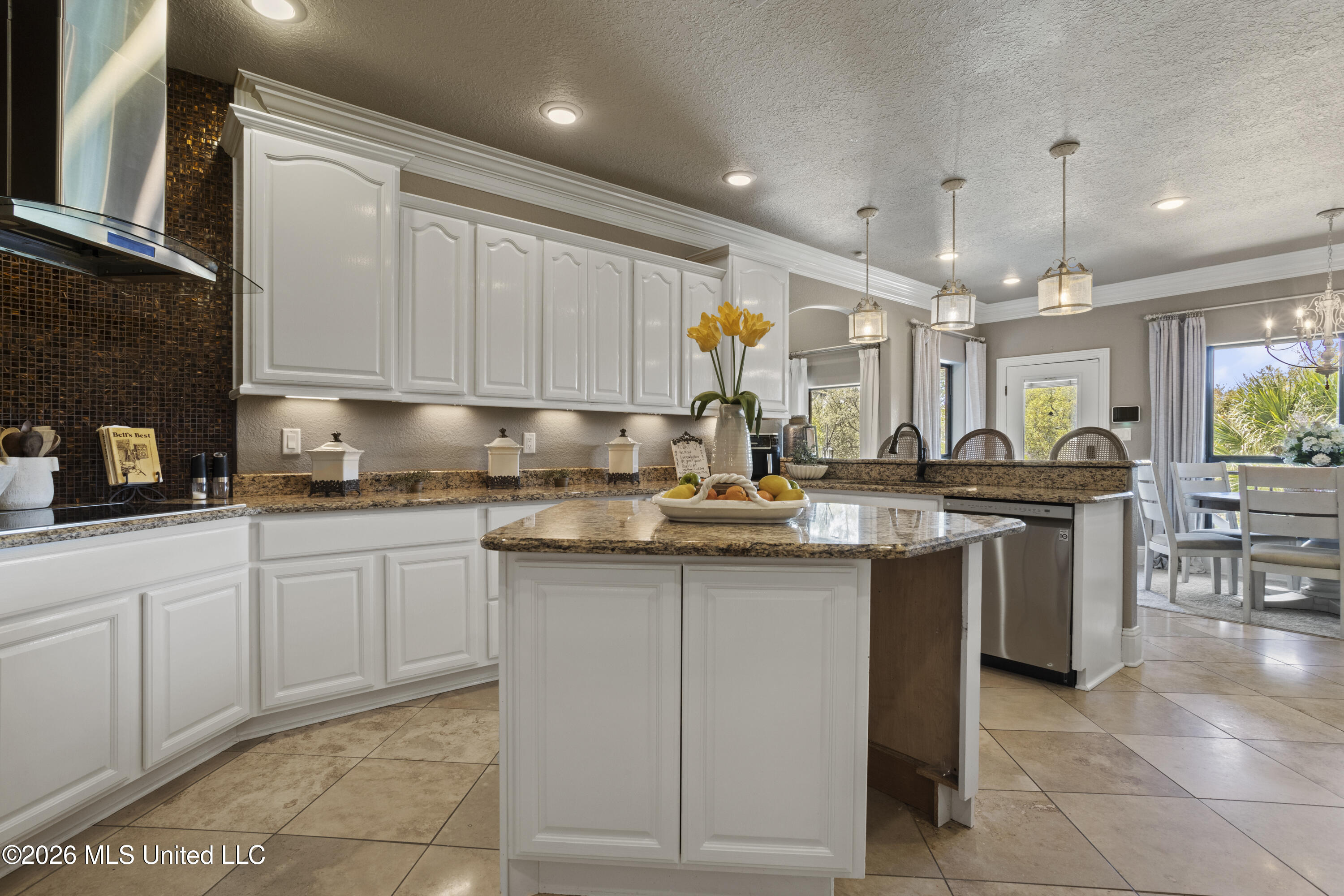 6605 Haystack Street Property Photo 25