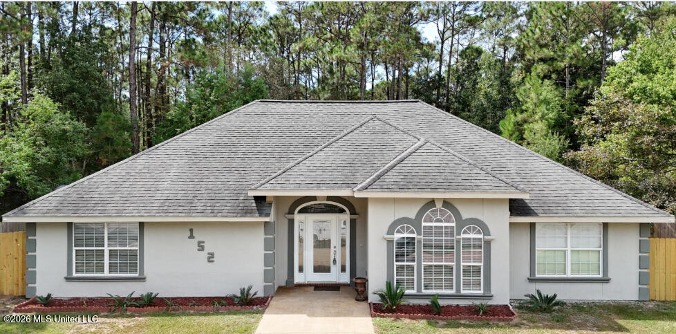 152 Sycamore Drive Property Photo 1