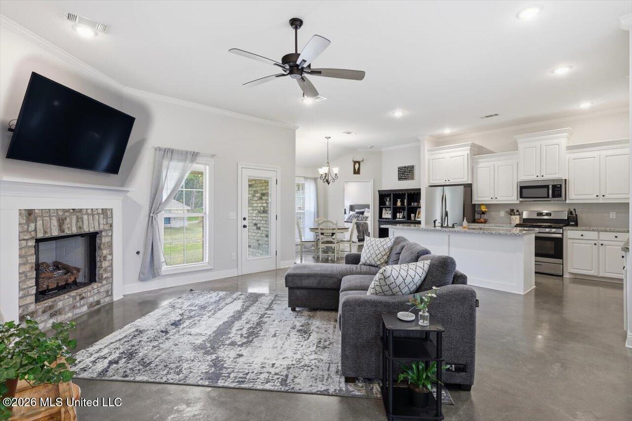 124 Bailey Cove Property Photo 4