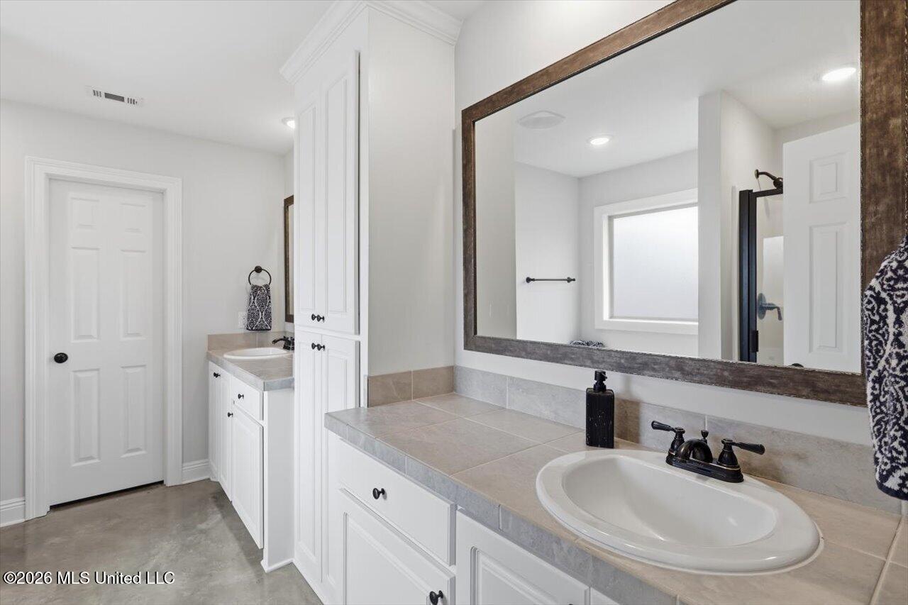 124 Bailey Cove Property Photo 16