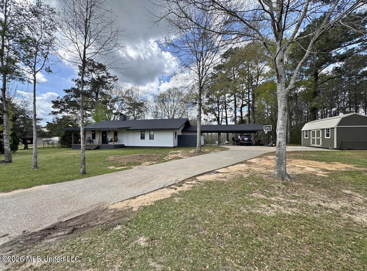 300 Harveytown Road Property Photo 1