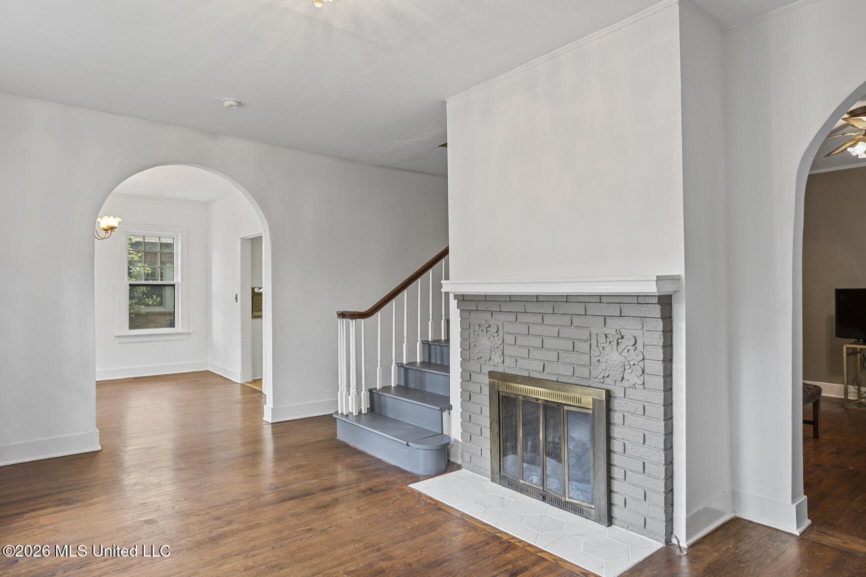 2010 Laurel Street Property Photo 5