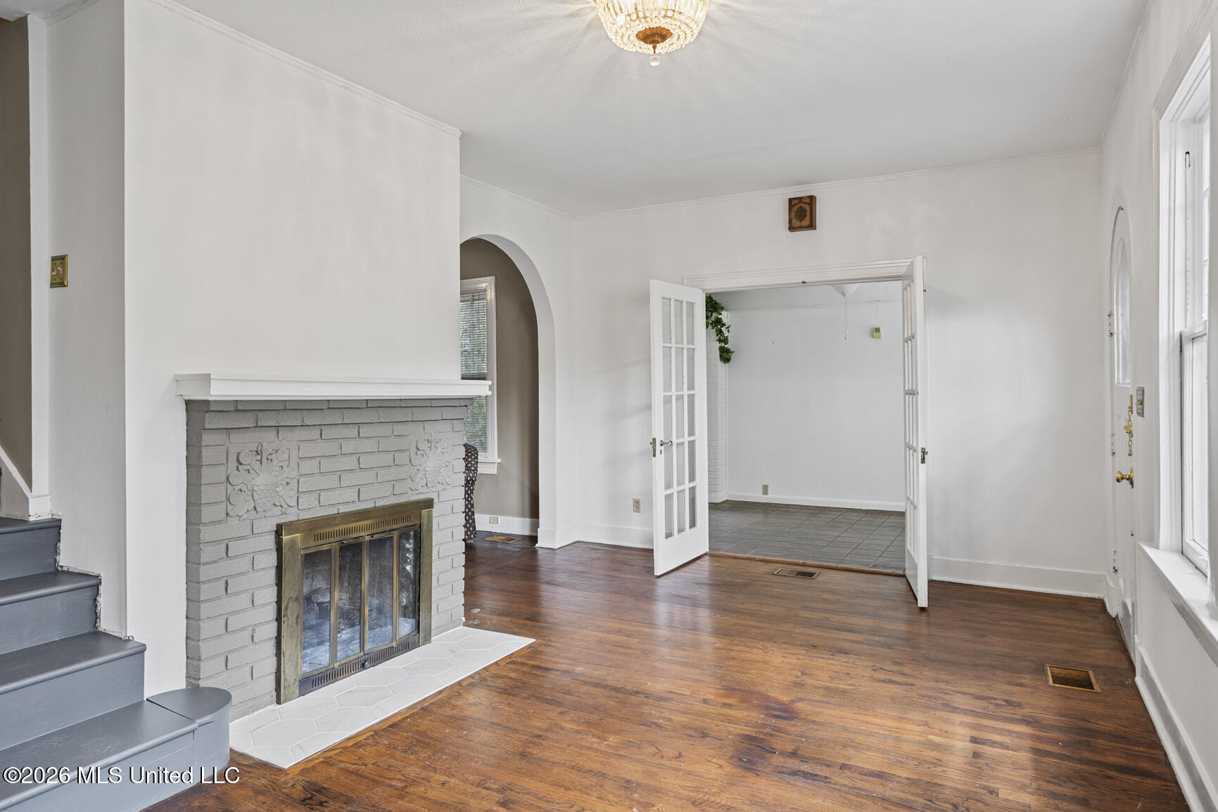 2010 Laurel Street Property Photo 7
