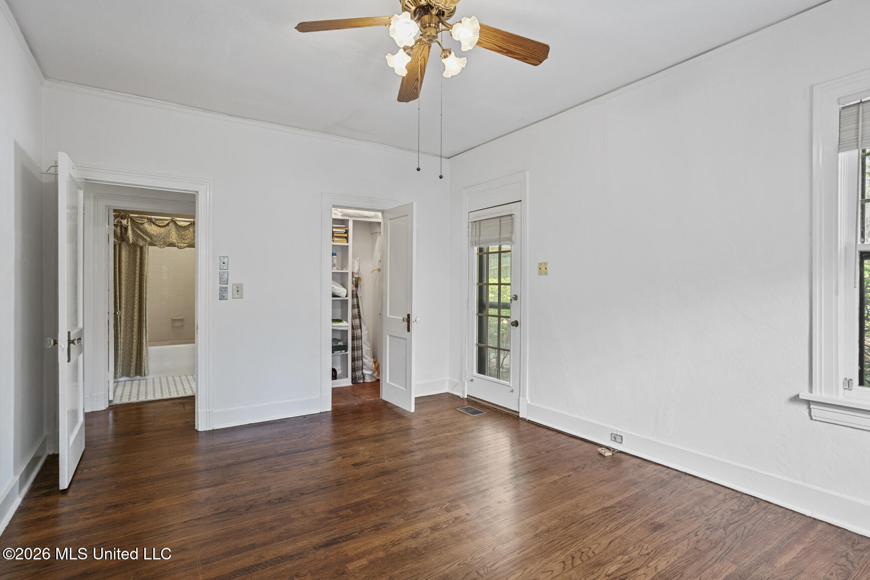 2010 Laurel Street Property Photo 26