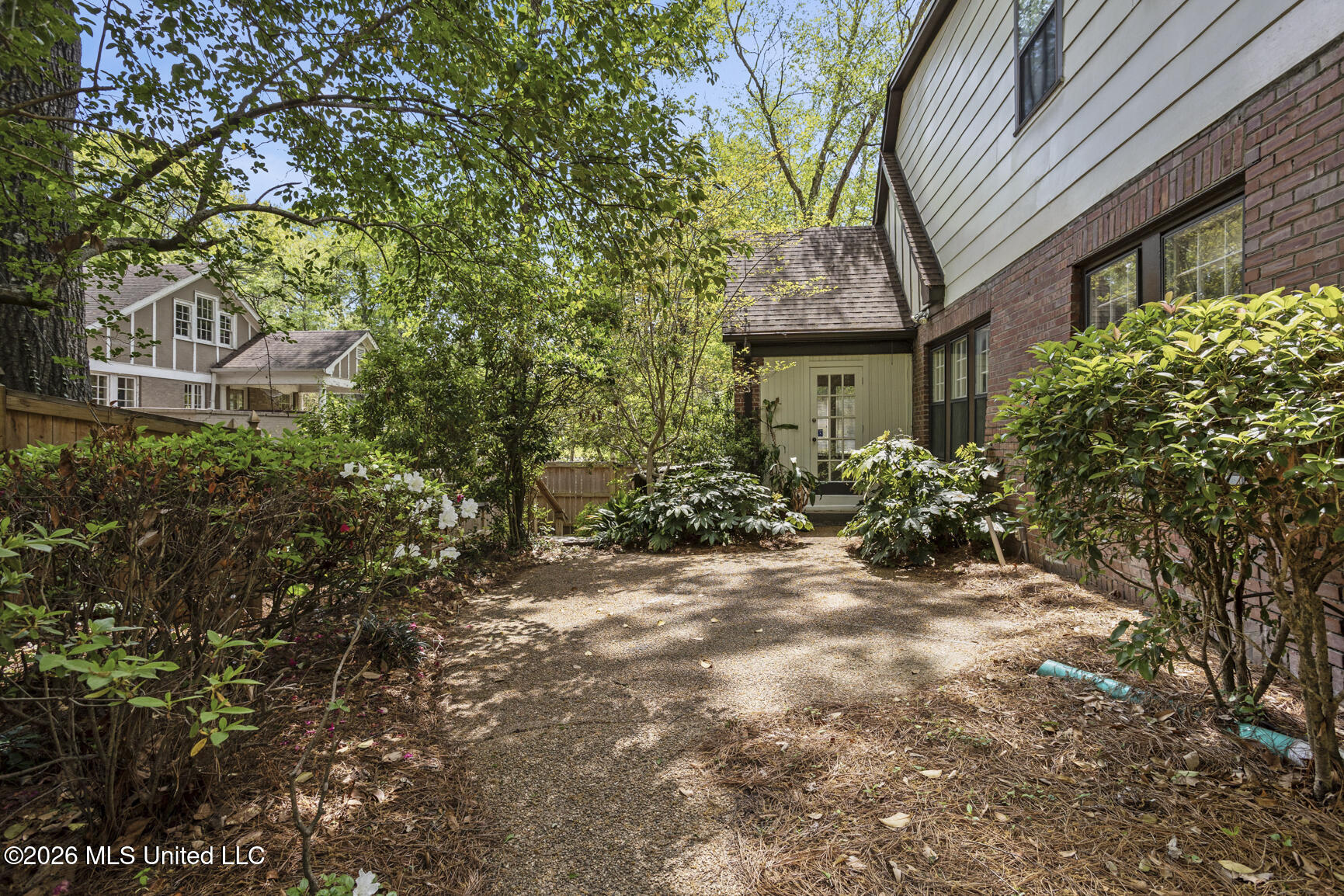 2010 Laurel Street Property Photo 40