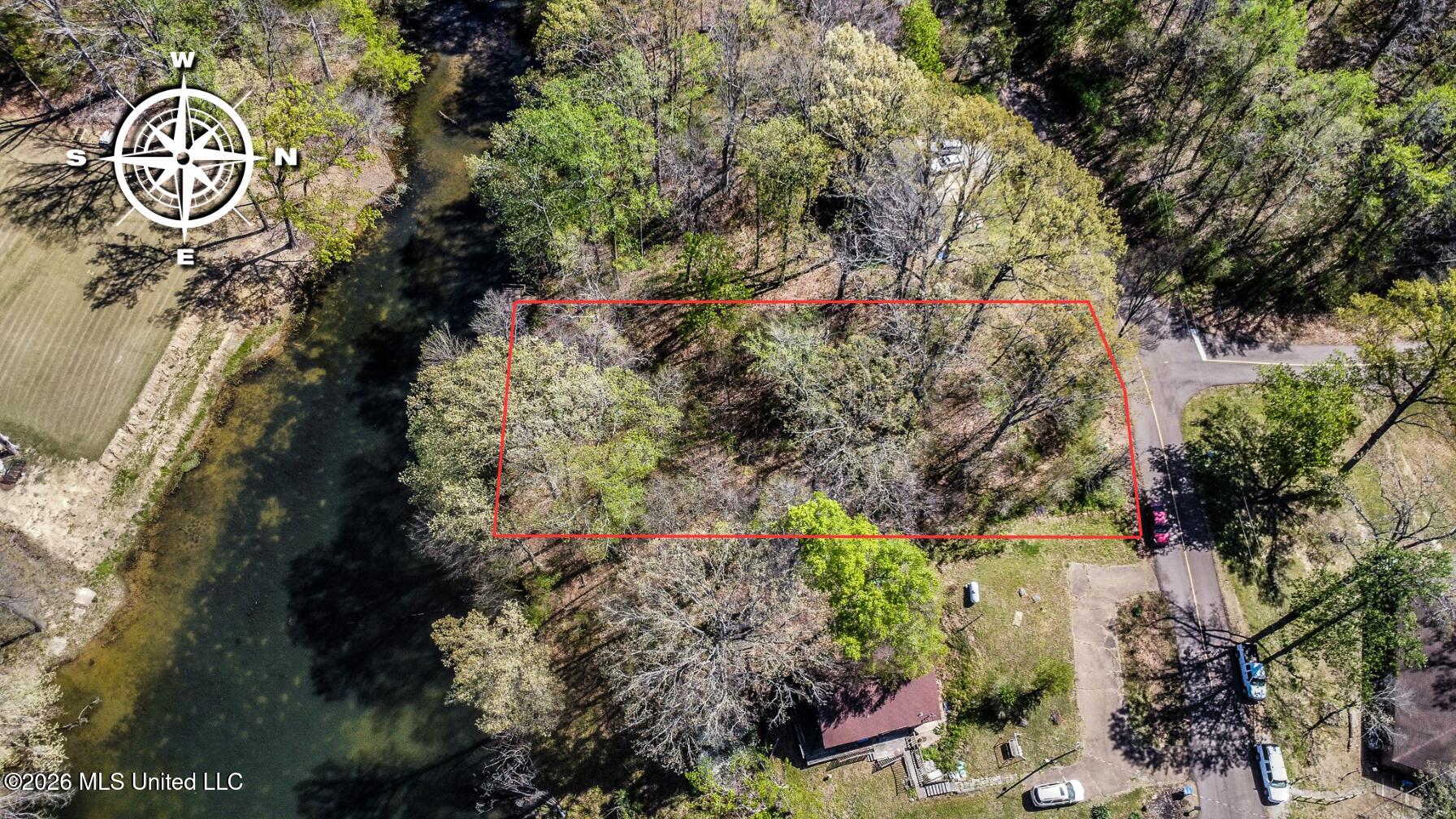 11072 Horseshoe Bend Property Photo 3