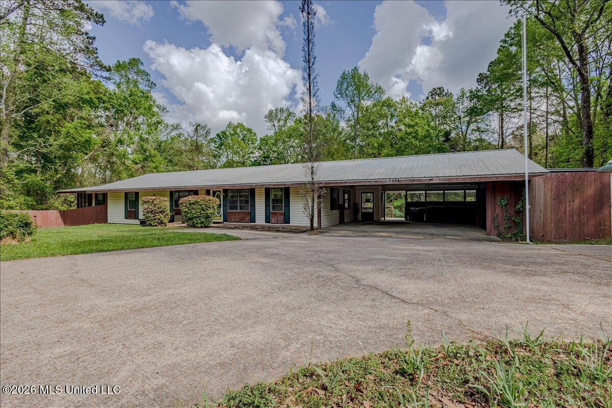2253 Cleary Road Property Photo 1