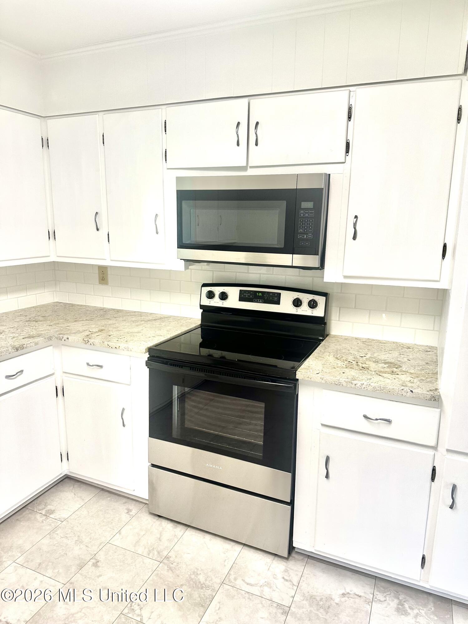 1009 S Jackson Street Property Photo 12