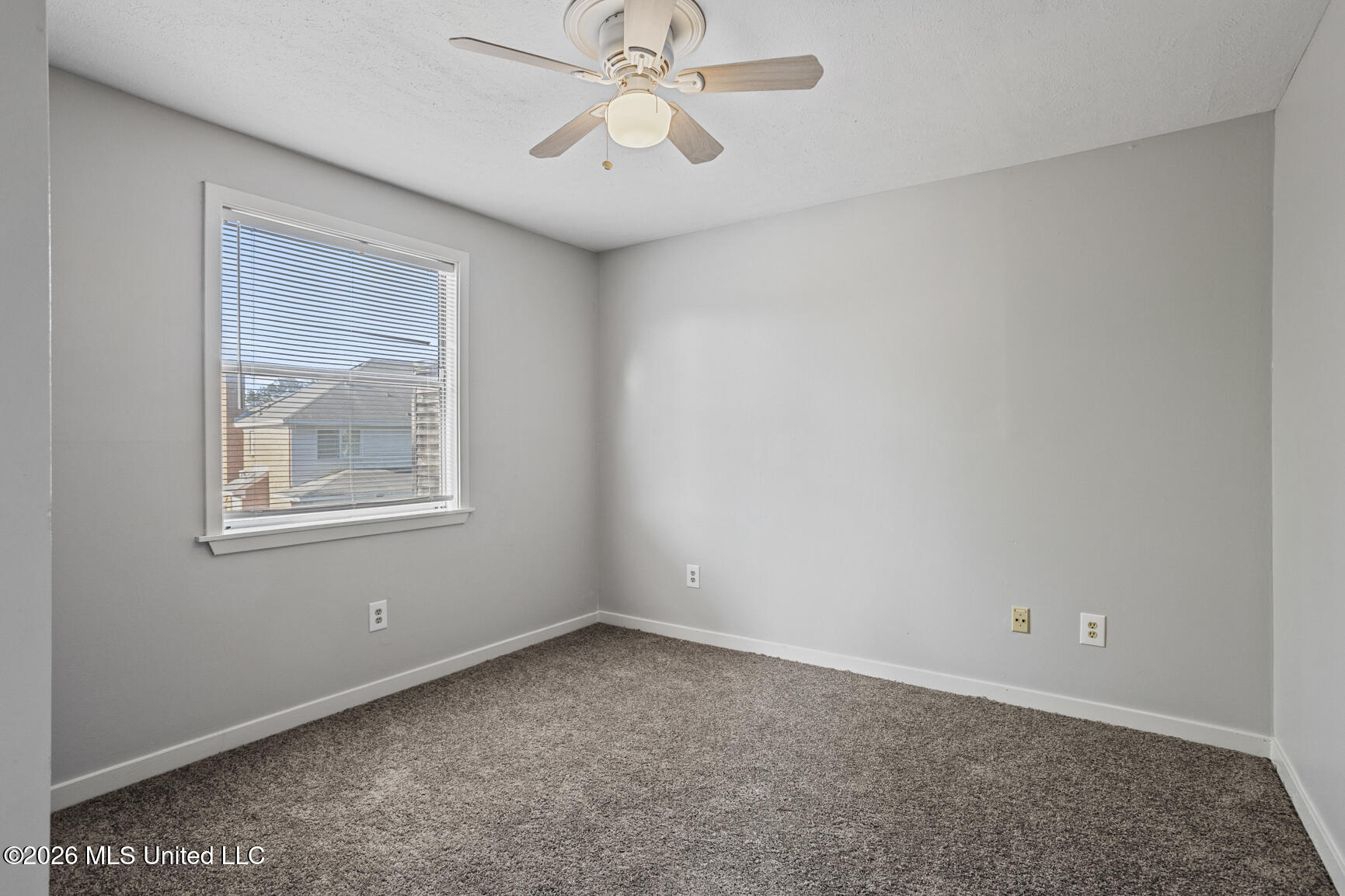 2337 River Oaks Boulevard Property Photo 18