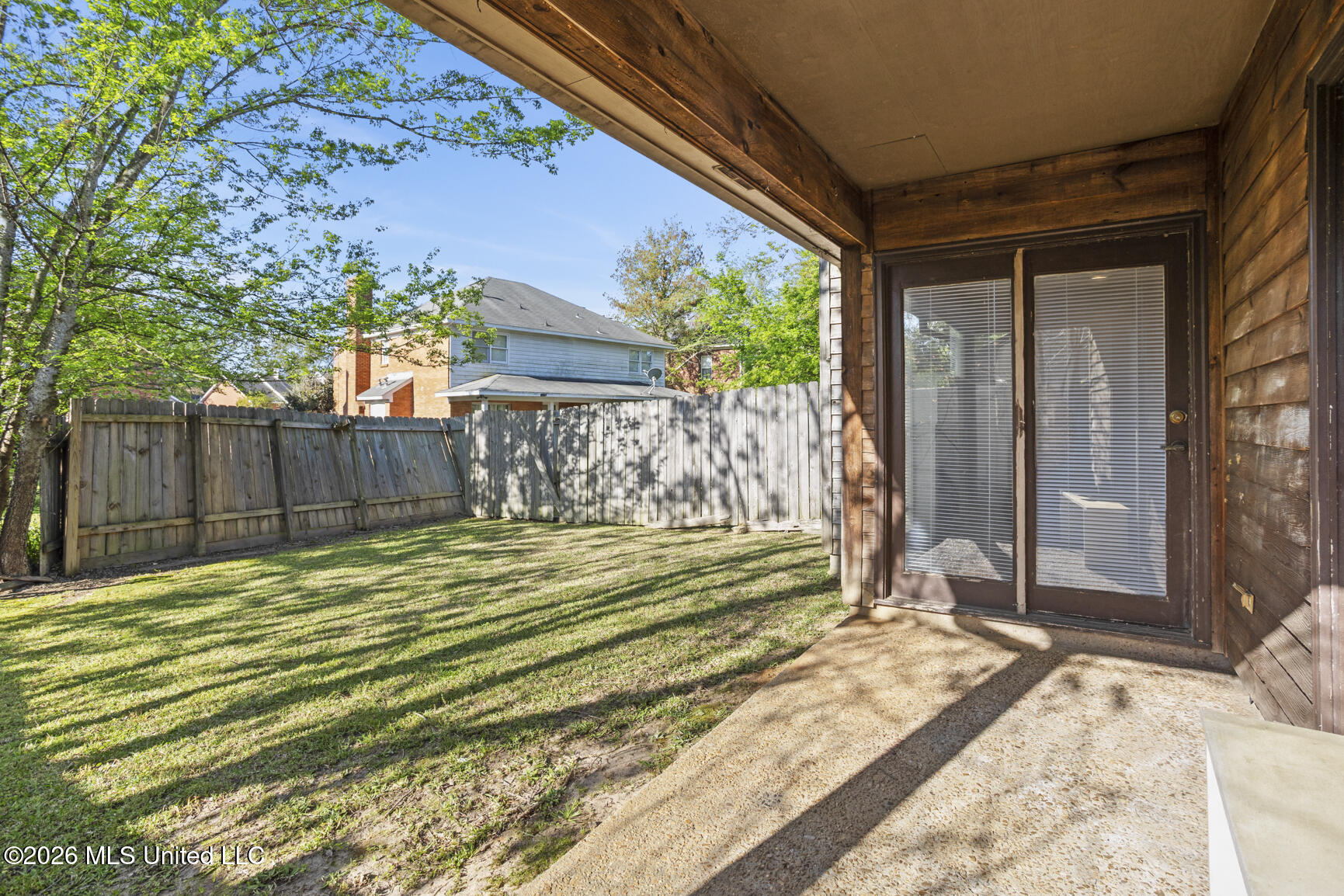 2337 River Oaks Boulevard Property Photo 21