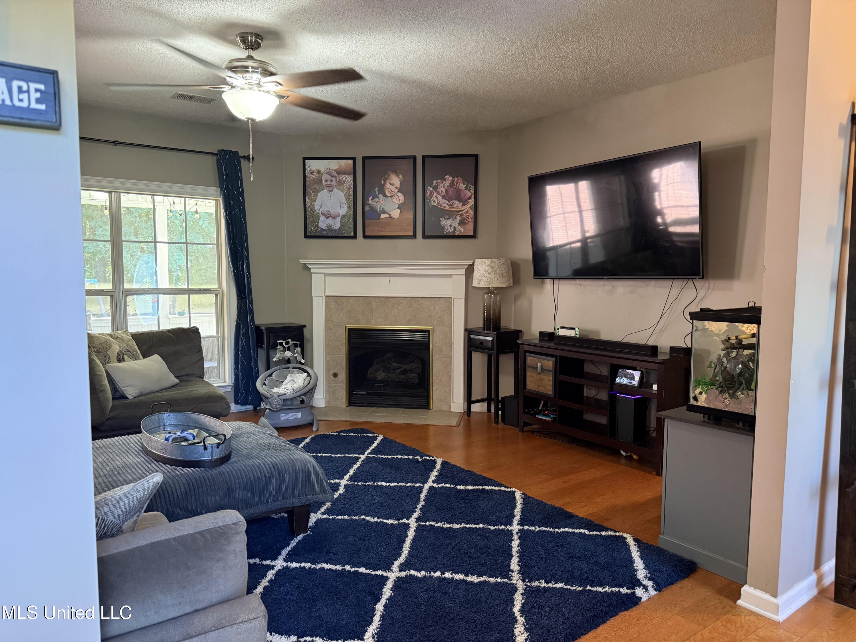 25 Dry Field Road Property Photo 8