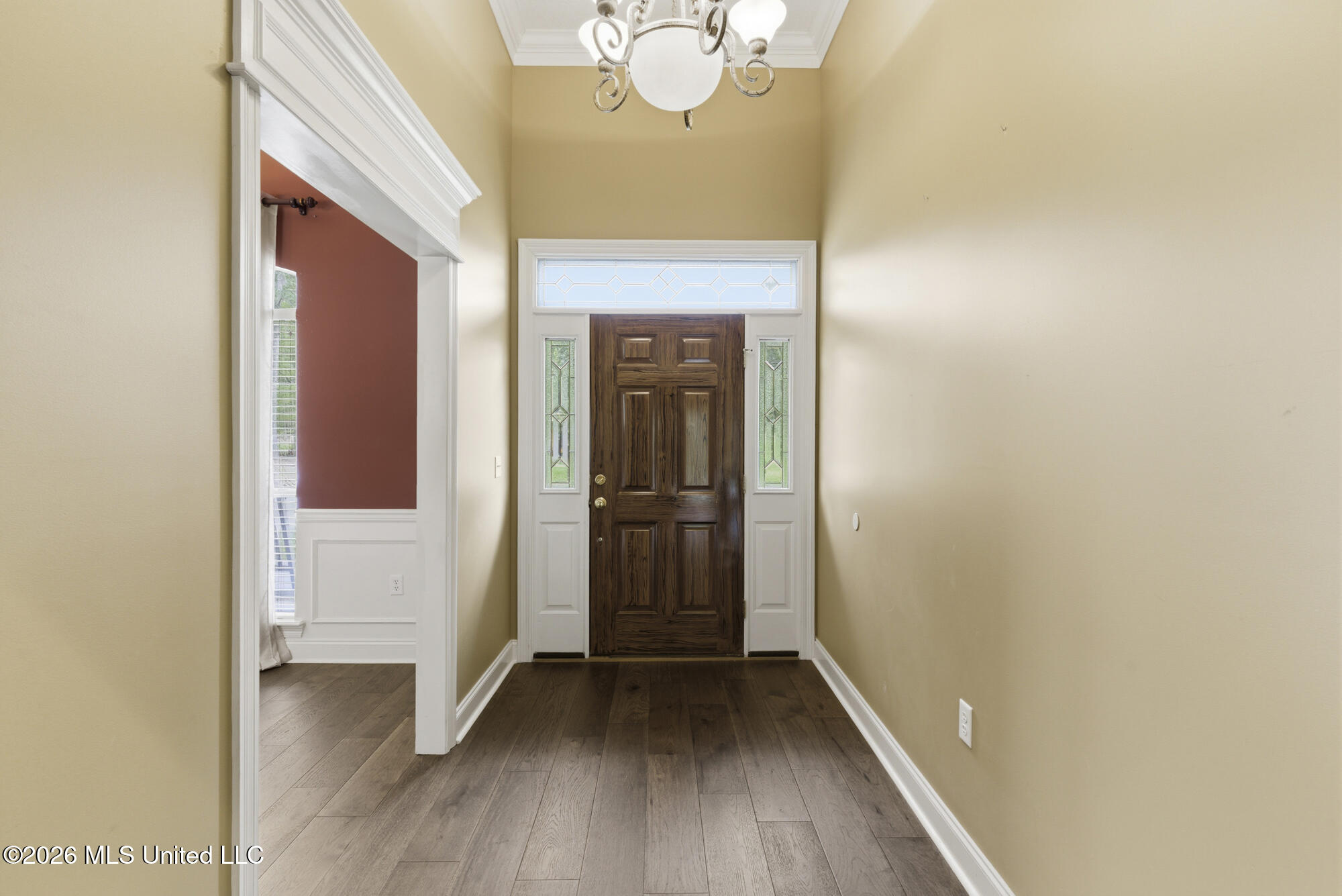 210 Whistlers Way Property Photo 5