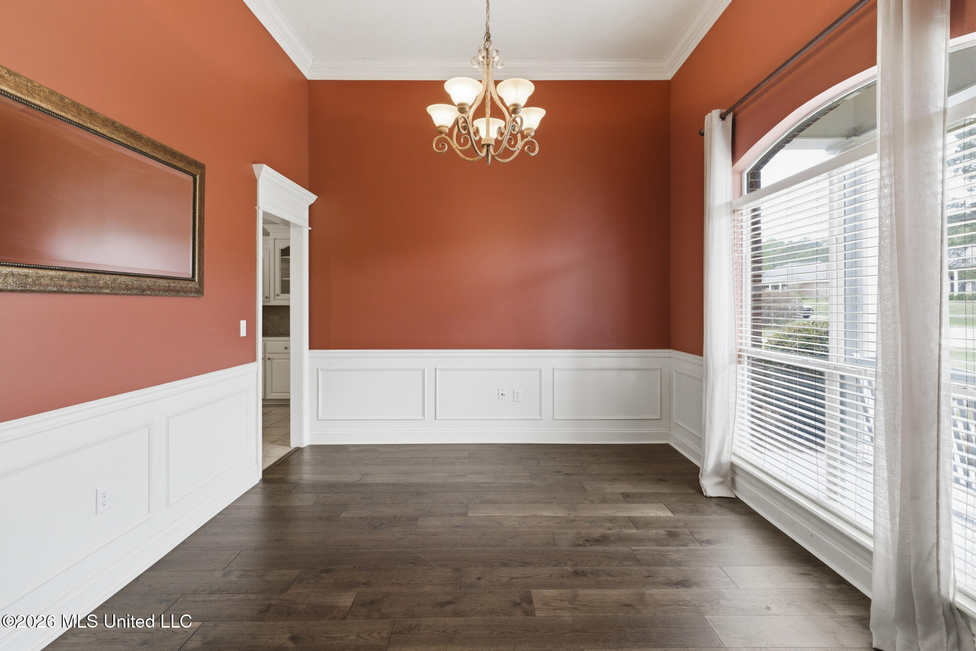 210 Whistlers Way Property Photo 6
