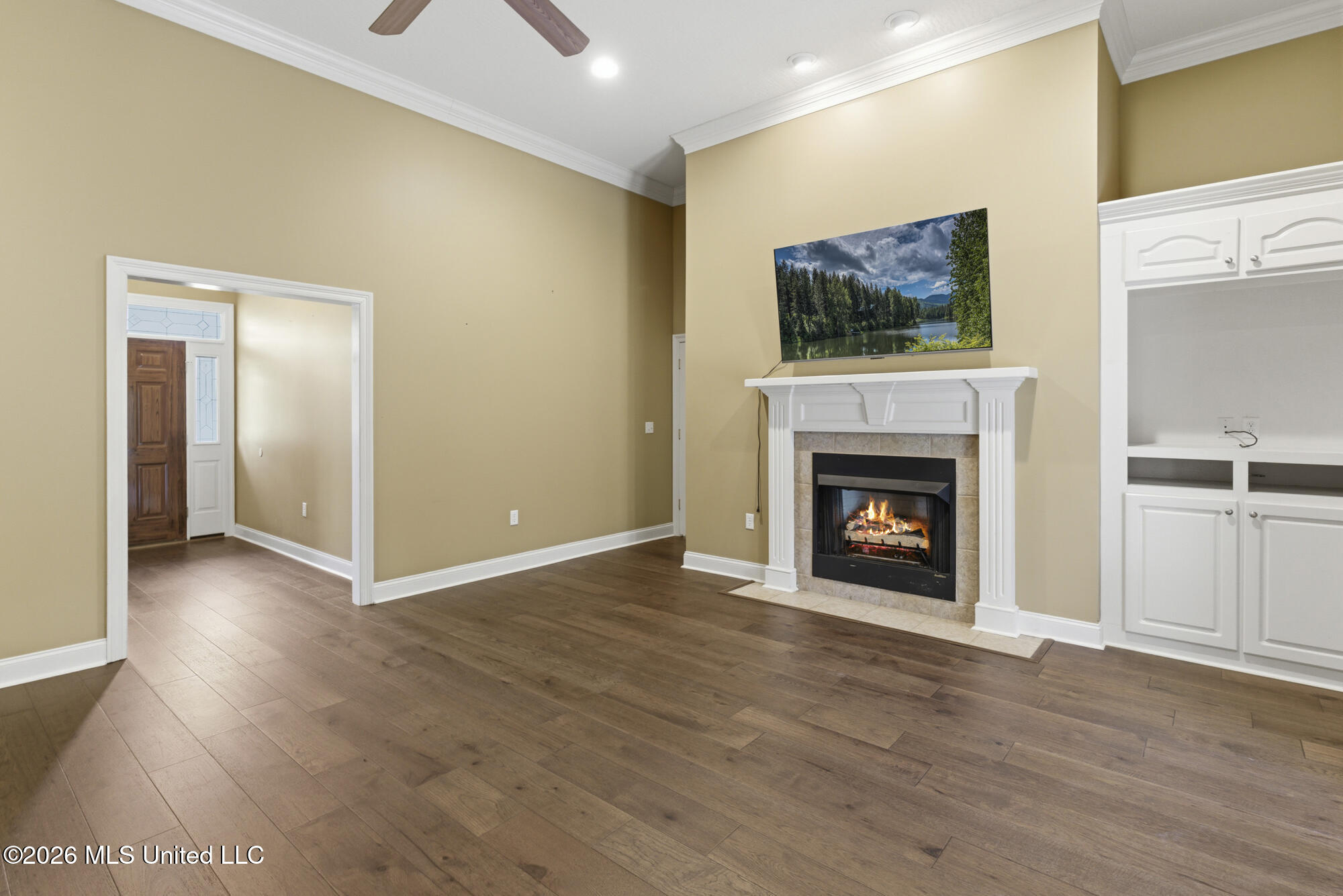 210 Whistlers Way Property Photo 8