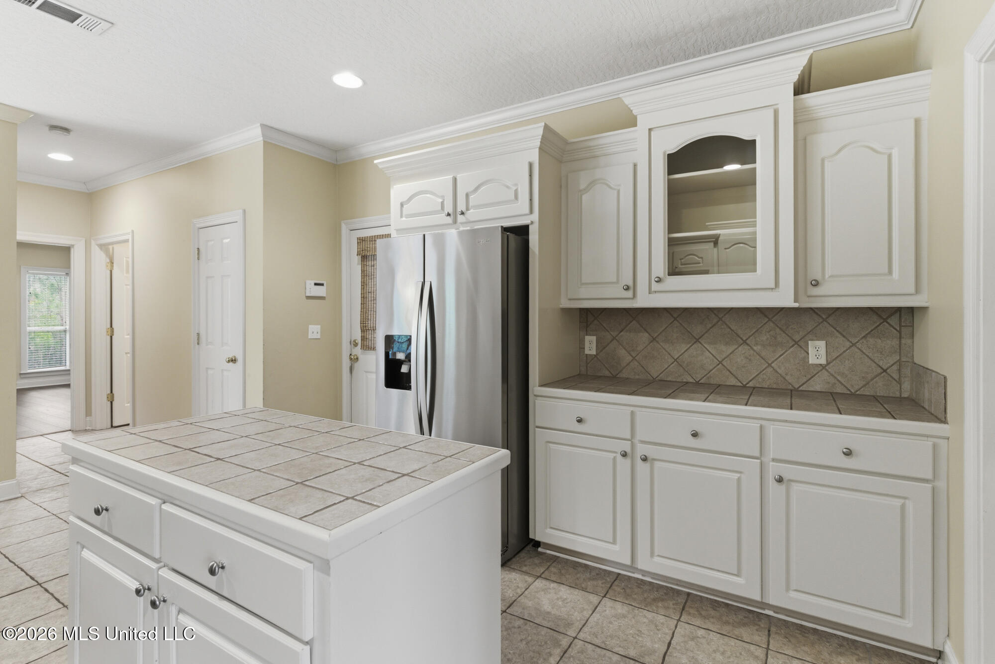 210 Whistlers Way Property Photo 10