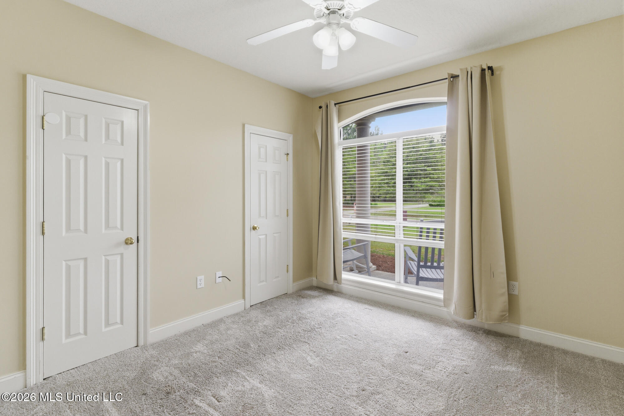 210 Whistlers Way Property Photo 23