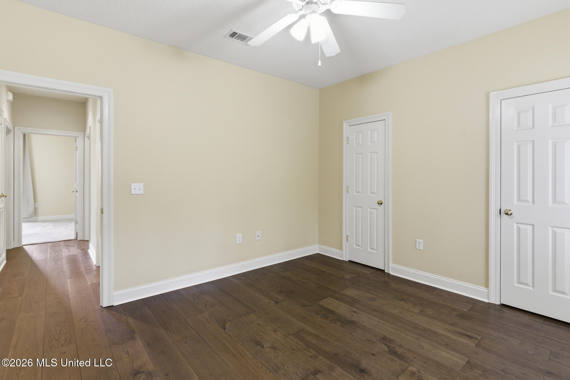 210 Whistlers Way Property Photo 27