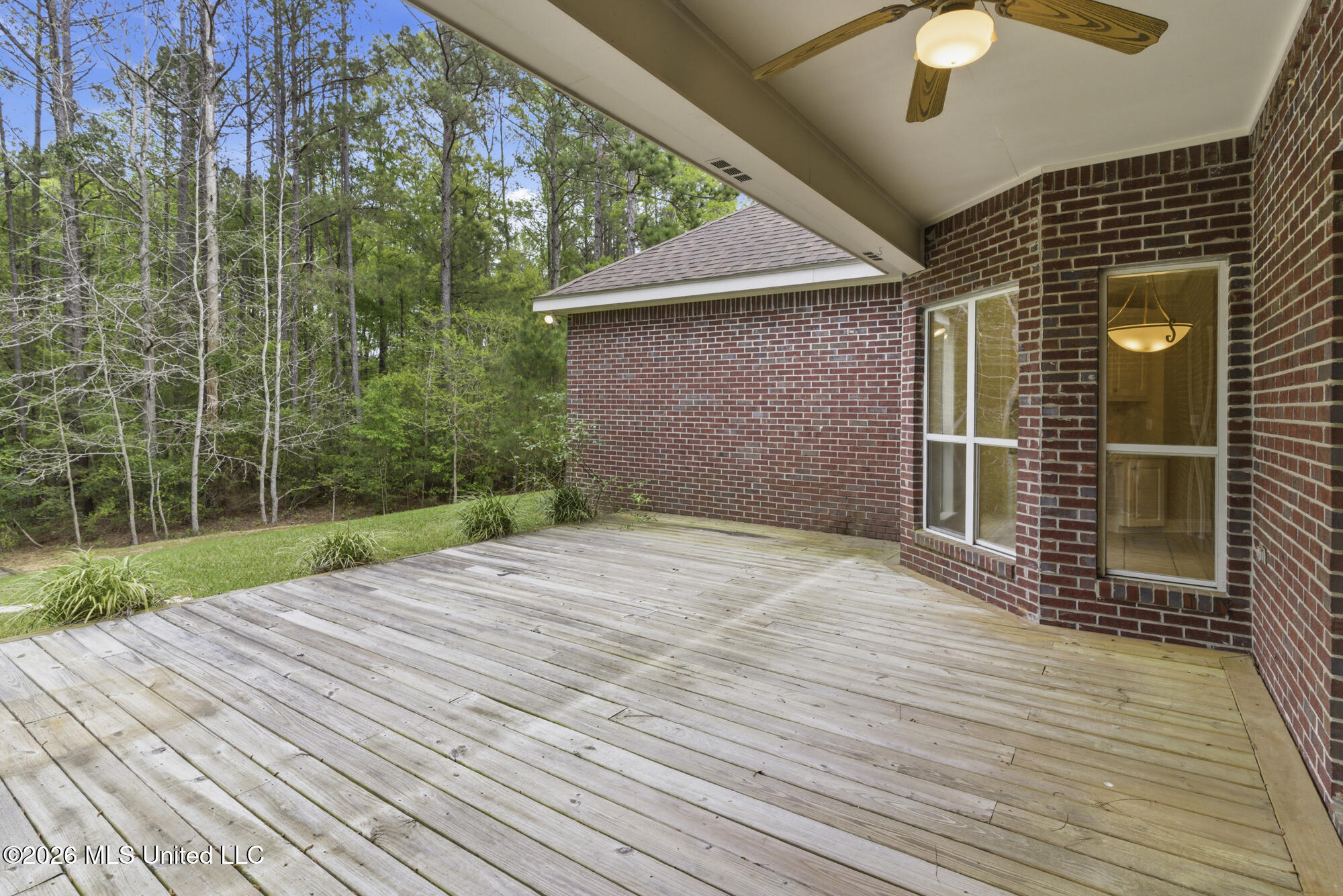 210 Whistlers Way Property Photo 31