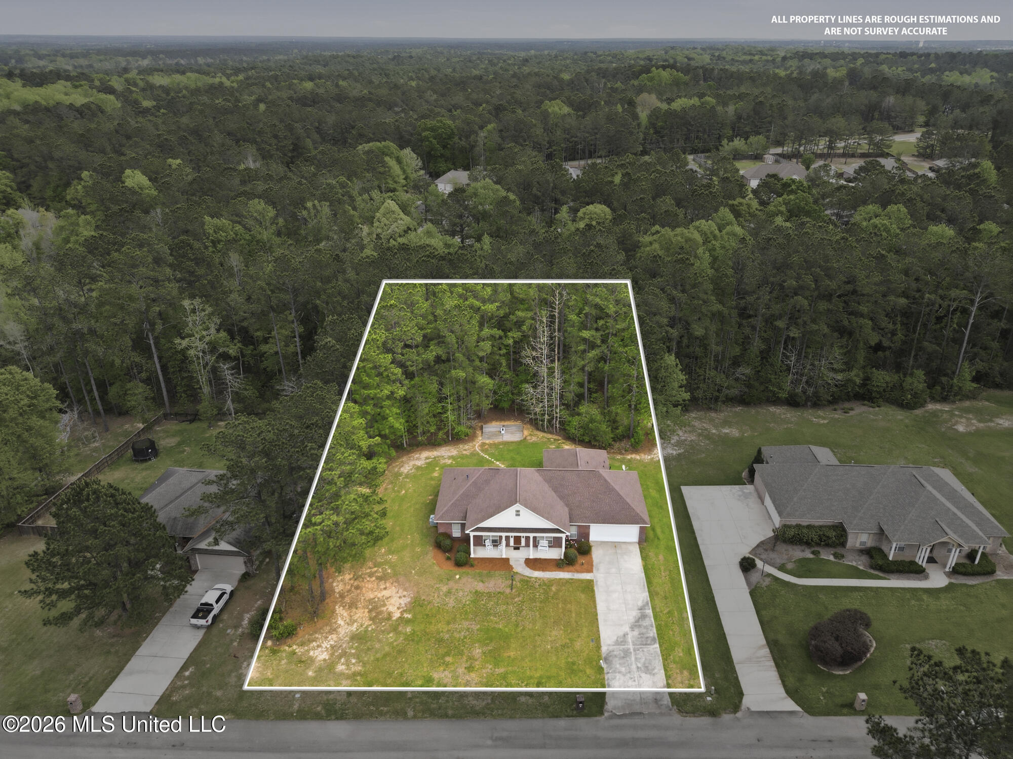 210 Whistlers Way Property Photo 36
