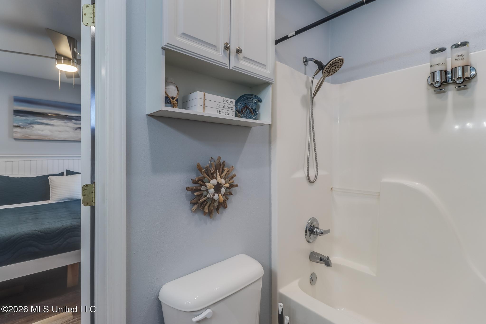 1140 Century Oaks Drive Property Photo 19