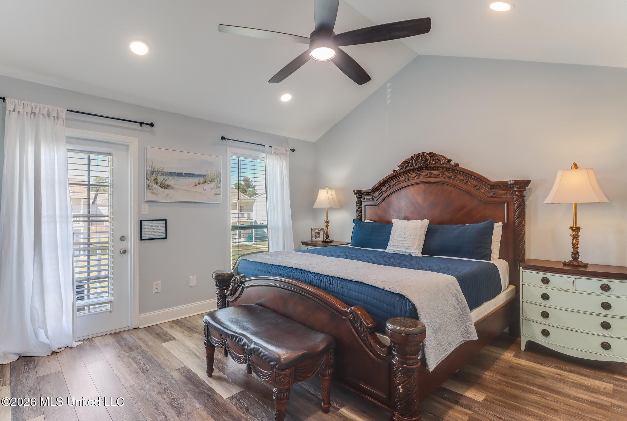 1140 Century Oaks Drive Property Photo 20