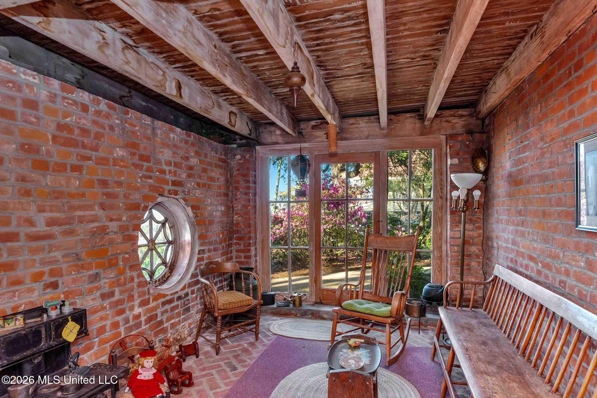 305 S Broadway Street Property Photo 50