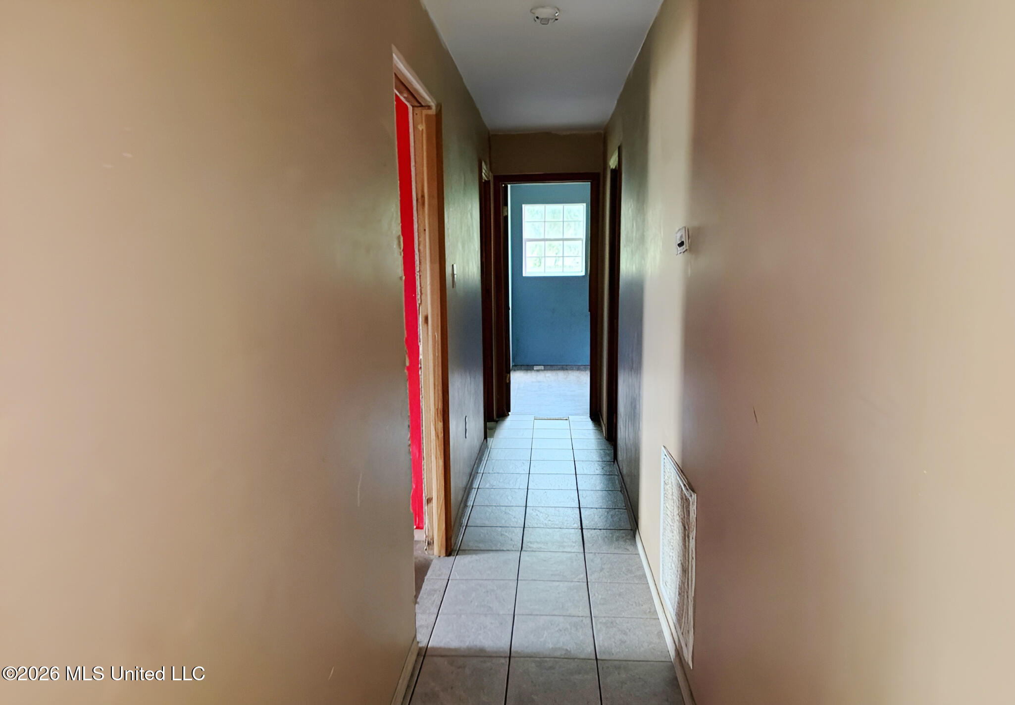 72 Van Holmes Road Property Photo 4